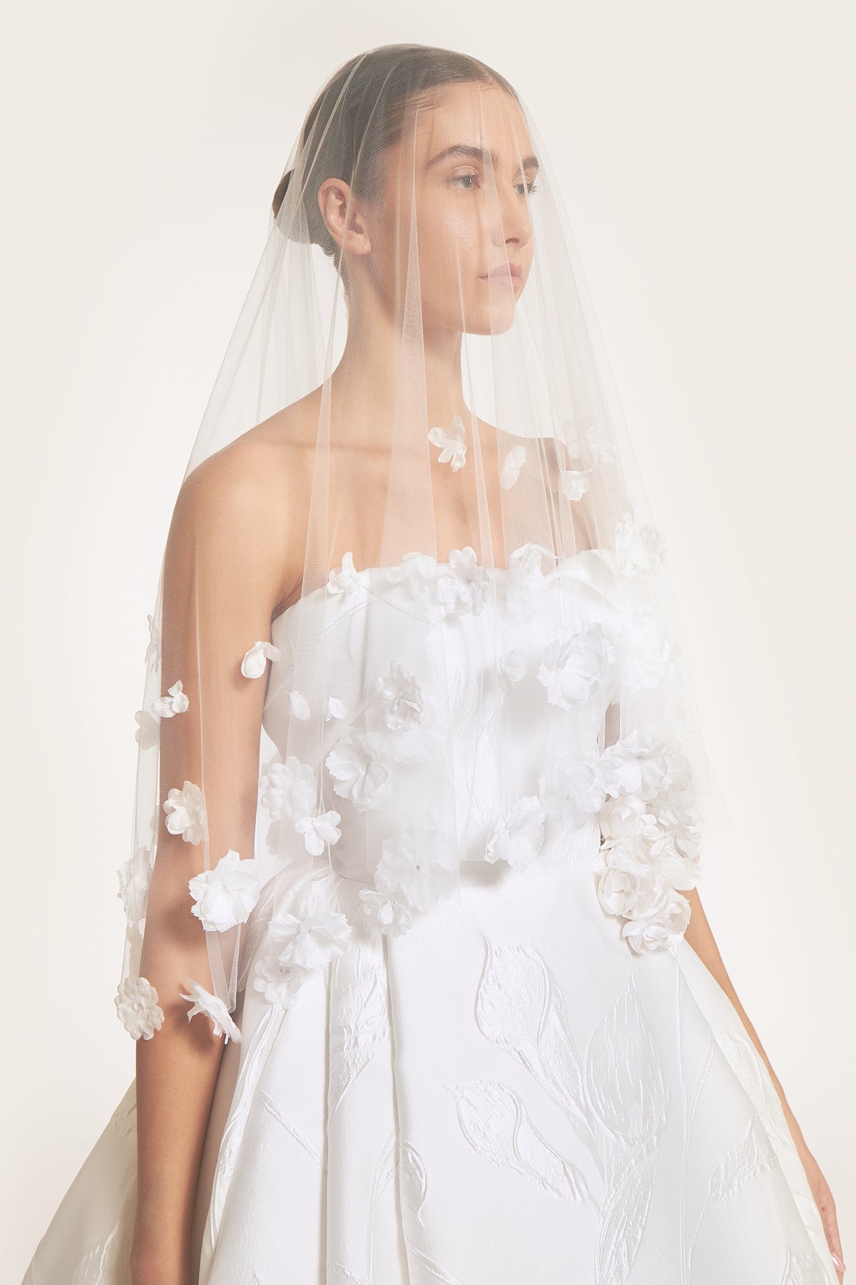 French Tulle Flower Appliqué Veil
