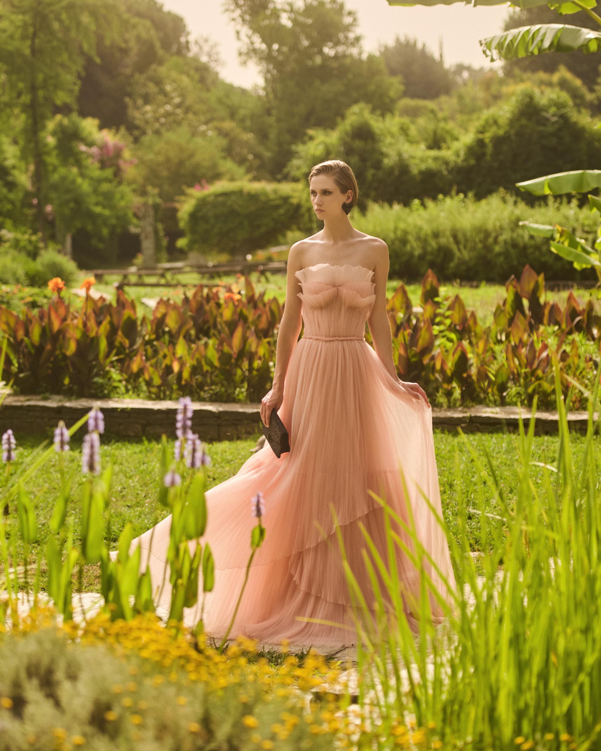 costarellos pink dress Costarellos, Attina halterneck gown, Women, Pink, US 12, Dresses, Materialmix